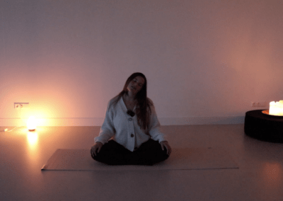 Stretch & meditate 1 – 13min